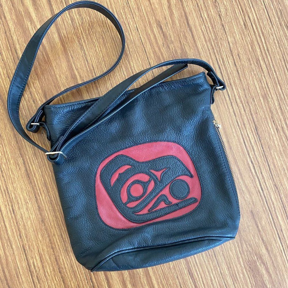 Ursula - Crossbody Bag Purse made in Canada - Picture 5 of 5